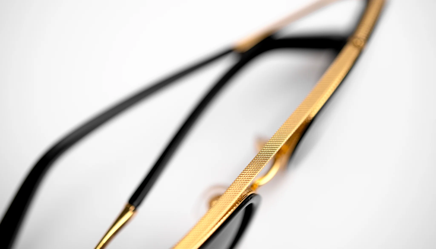 9FIVE Crowns Black & Gold - Sunglasses