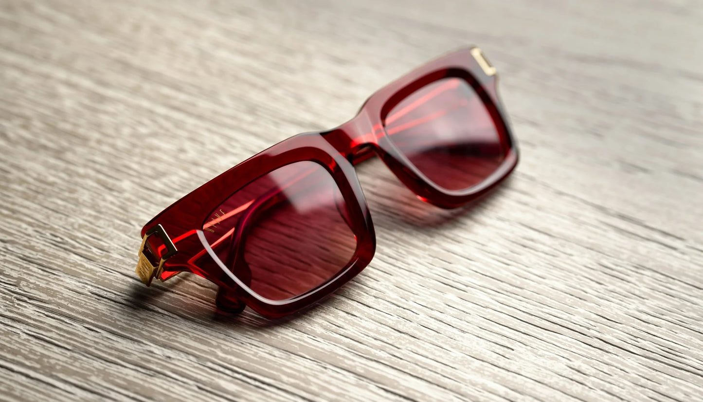 9FIVE Avenue Red Ruby & Gold – Gradient Sunglasses - Limited