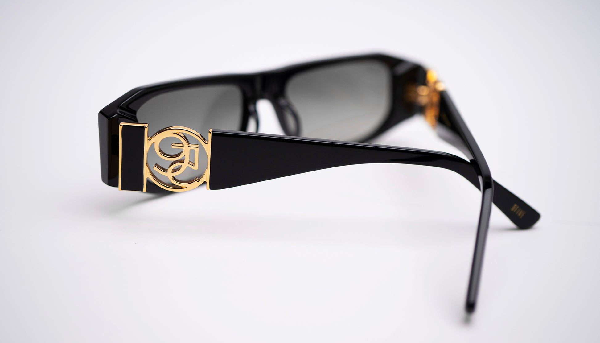 9FIVE Novem Black Gold Sunglasses