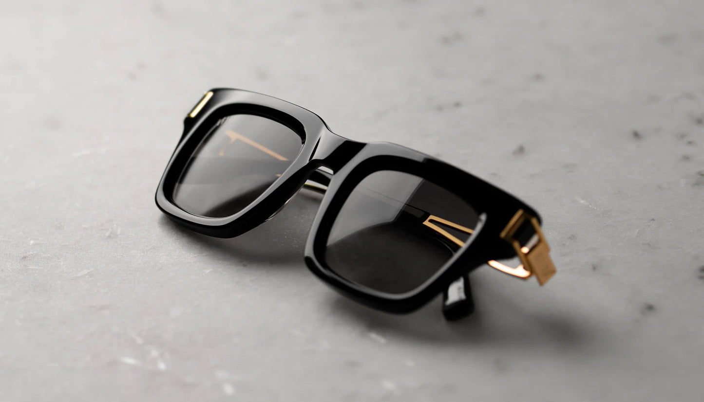 9FIVE Avenue Black &amp; Gold Sunglasses