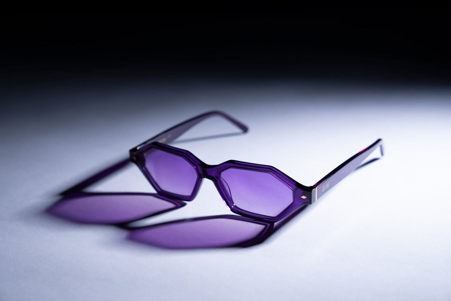 9FIVE Docks Showtime Purple &amp; Gold - Purple Gradient Sunglasses - Limited