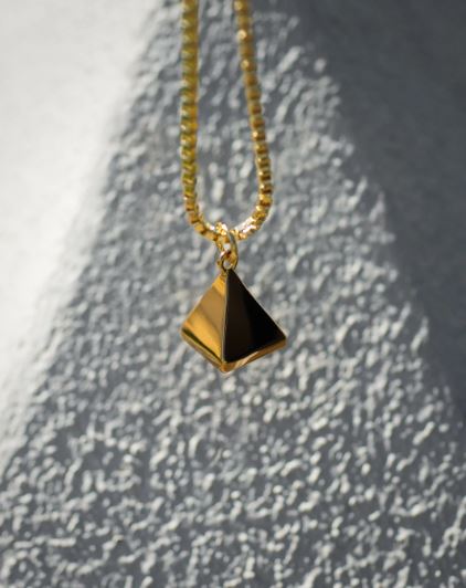 9FIVE Gold Pyramid Chain