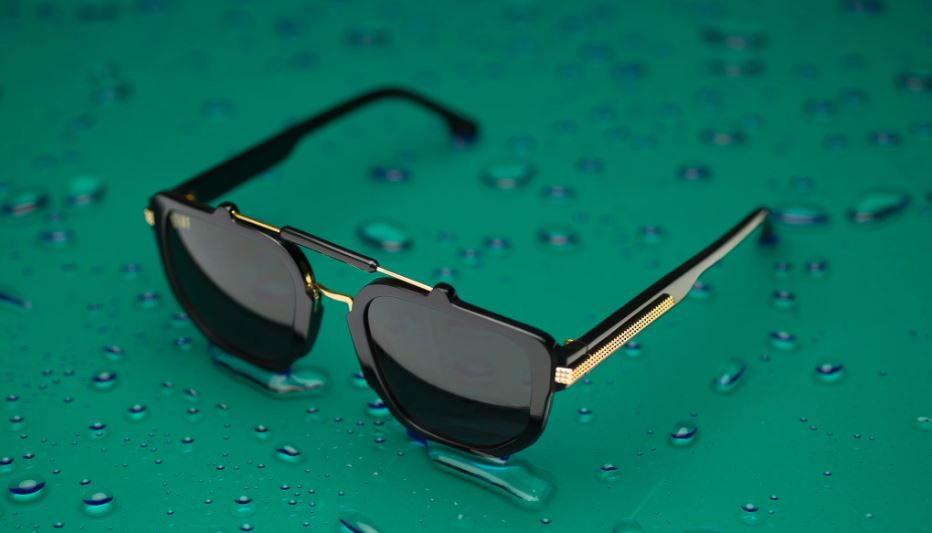 9FIVE Lawrence Black &amp; Gold Sunglasses